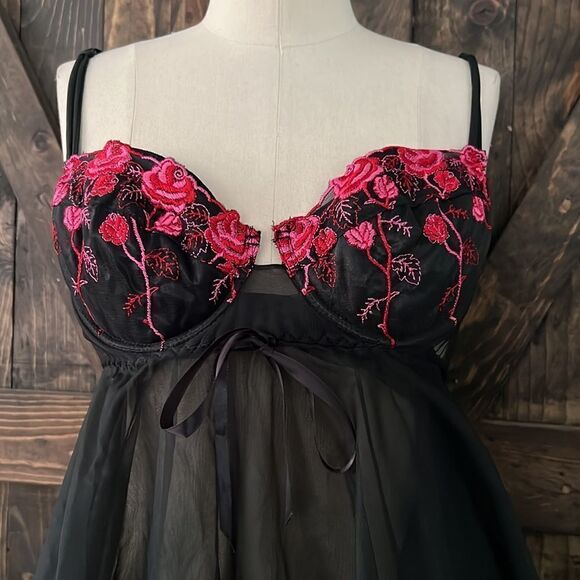 Priva Te Luxuries babydoll embroidered roses lingerie Medium - Picture 2 of 10